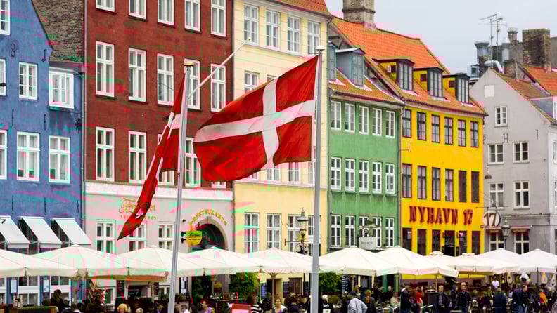 denmark_flag_street_scene_1550-main_i.jpg